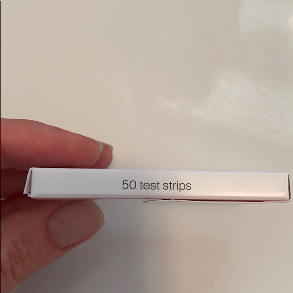Monat Skin Routine Tester - Picture 3 of 4